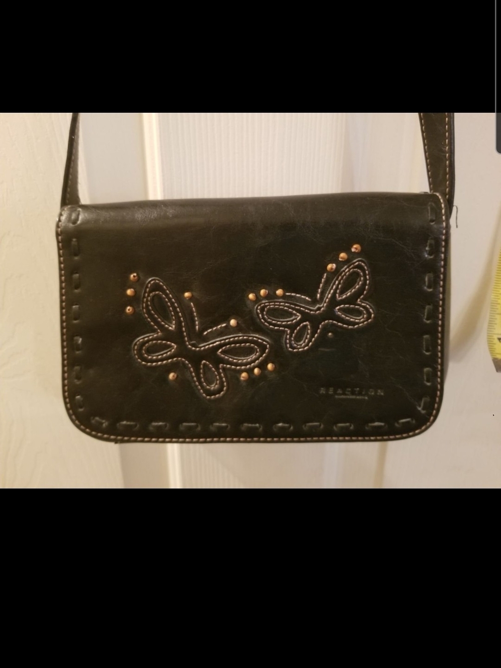Kenneth Cole Reaction Black Leather Crossbody with Butterfly Stitching Vintage